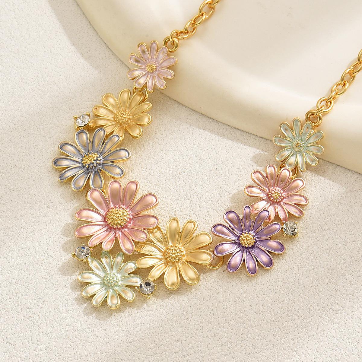 Bloom & Bliss: Delicate Flower Pendant Necklace for Her