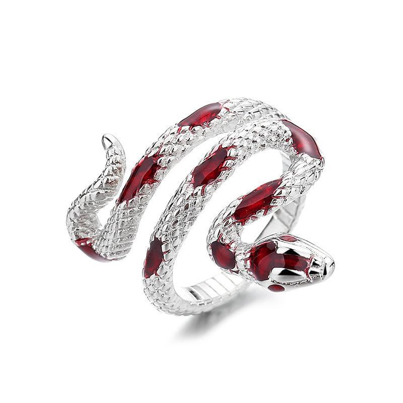 The Coolest Serpent: Irregular Drip Resin Snake Ring for a Bold Look