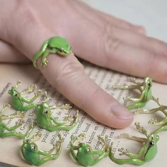 Fun & Quirky Adjustable Frog Finger Ring