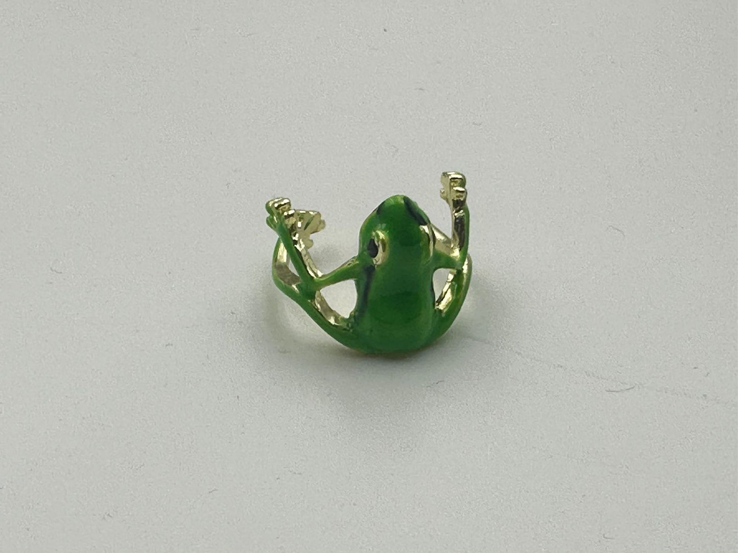 Fun & Quirky Adjustable Frog Finger Ring